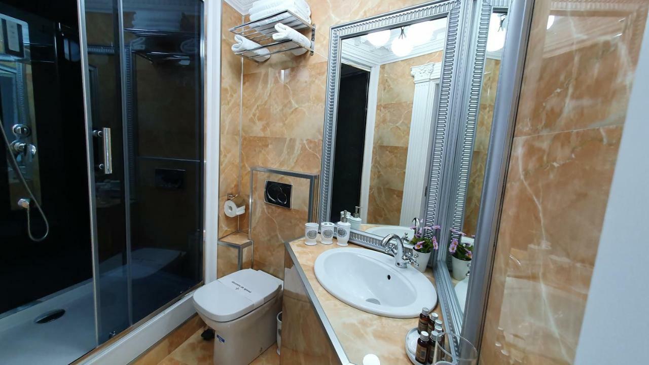 President Hotel Ploiesti Exterior photo